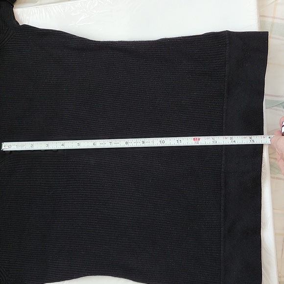 Laura women's sweater v neck medium size - Picture 6 of 7